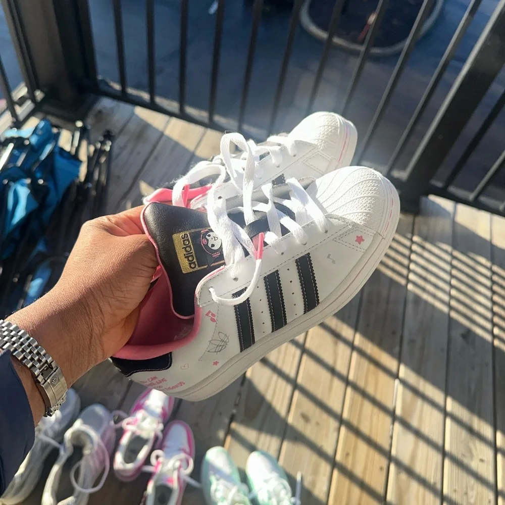 Adidas Hello Kitty Originals Kids Sneakers - White and Pink - Picture 1 of 6